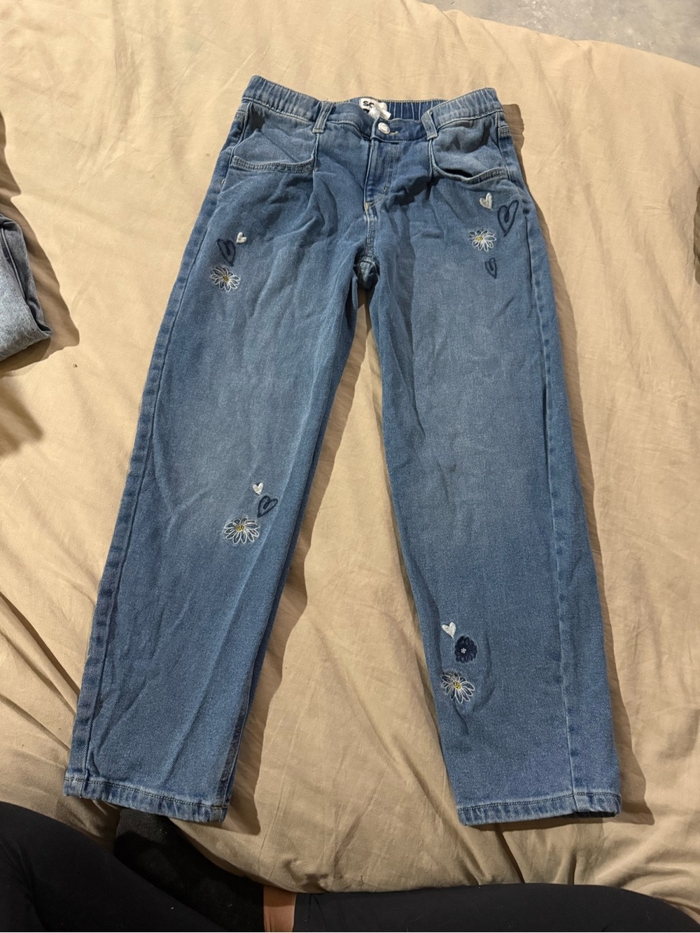 SO Blue Relaxed Men’s Jeans with Embroidered Hearts & Flowers